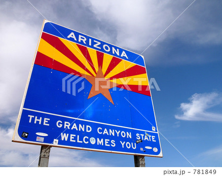 アリゾナ　看板 Amazon.co.jp: ブリキ看板 ROUTE66 標識型【ARIZONA（アリゾナ