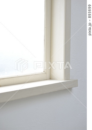 白枠窓サッシ お洒落の写真素材
