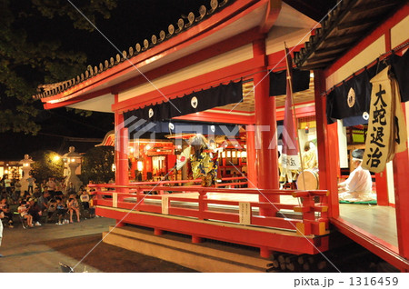 春日神社 神楽殿 大分市 大分の写真素材