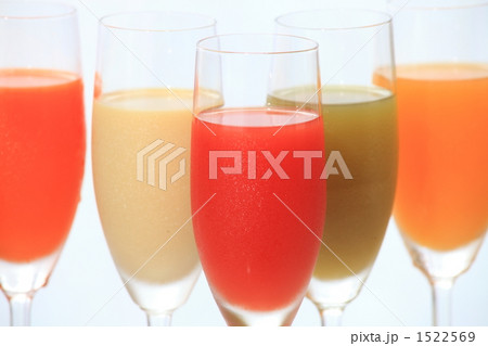 ソフトドリンク 野菜ジュース おしゃれ トマトジュースの写真素材