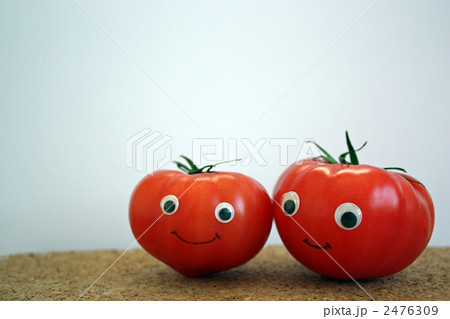 顔のついた野菜の写真素材