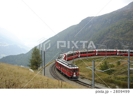 レーティッシュ鉄道 写真集 アレグラ（ABe8/12）が氷河特急6両を牽引 3月22日 902列車 その