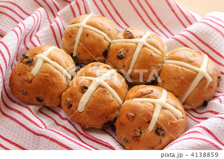 ホット クロス バンの写真素材 ホット クロス バンの写真素材