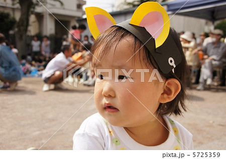 運動会 仮装 猫耳 イベント 保育園の写真素材