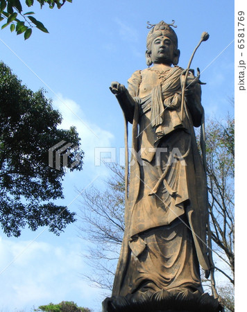 舘山寺 観音様 観音菩薩 聖観世音菩薩の写真素材