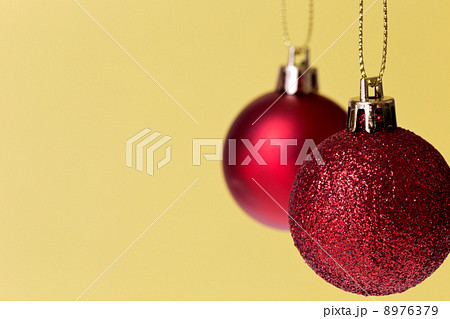 輝き キラキラ ラメ 背景 小物 飾り クリスマスツリーの写真素材