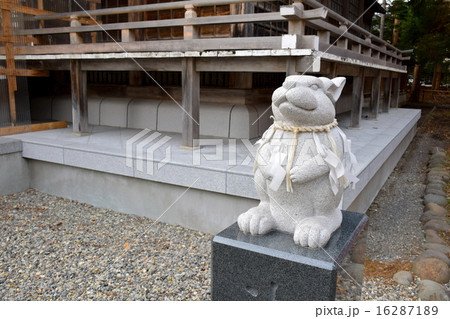 うさぎの石像の写真素材 - PIXTA