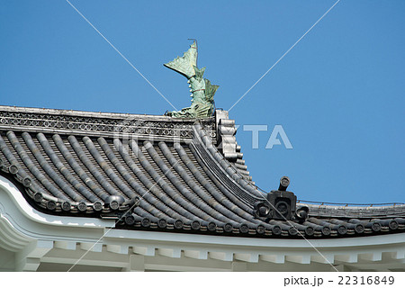 瓦屋根 シャチホコ 小田原城 屋根の写真素材 - PIXTA