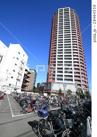 西武池袋線 ひばりヶ丘駅 南口 駐輪場の写真素材