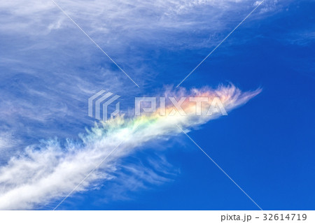 昇り竜 雲の写真素材