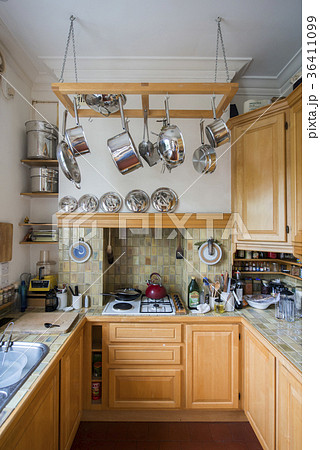 U型キッチンの写真素材