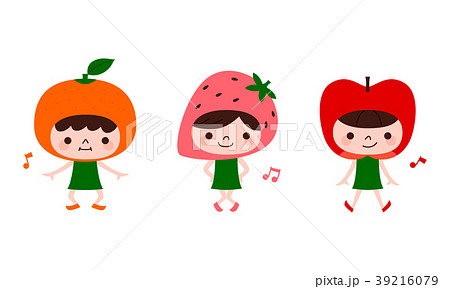 ミカン リンゴ 子供 キャラクターのイラスト素材