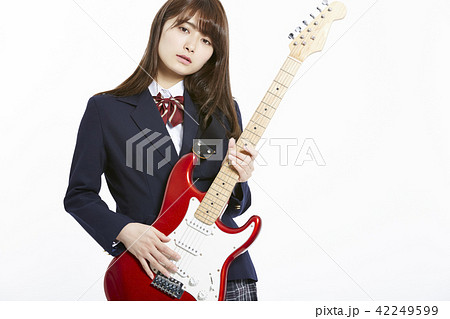 女性 エレキギター ギター 女子の写真素材