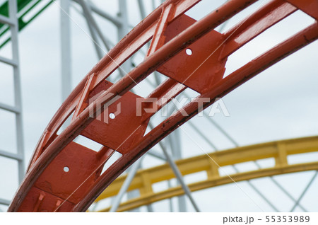 コースター レール ローラー 構造物の写真素材
