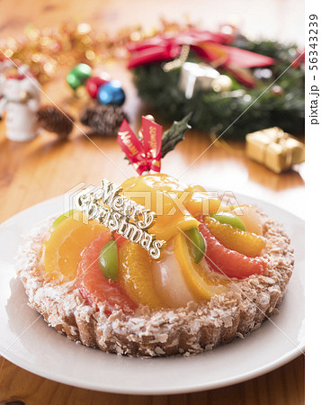 クリスマス クリスマスケーキ フルーツタルト 食べ物の写真素材