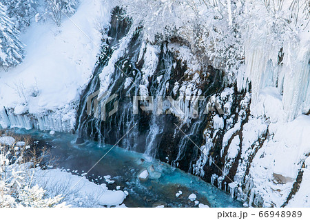 壁紙 雪景色 寒さの写真素材