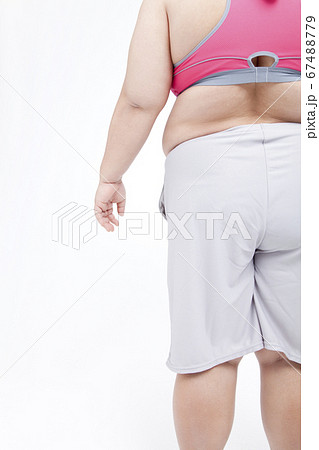 後姿 肥満 太り過ぎ 人物の写真素材