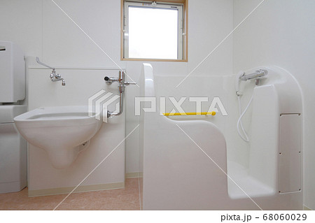 沐浴室 沐浴 保育園 保育所の写真素材