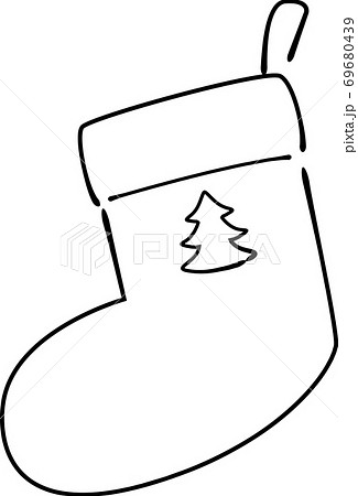 手書き風クリスマスツリーの模様が入った靴下 塗りなし のイラスト素材