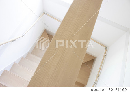 生活 壁 俯瞰 階段 家の写真素材