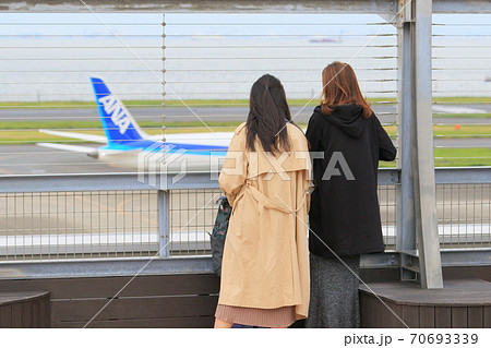 見送り 空 空港の写真素材
