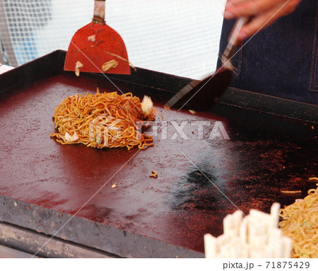 やきそば 麺 麺類 へらの写真素材