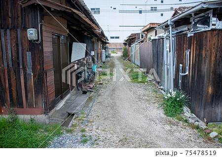 トタン小屋の写真素材