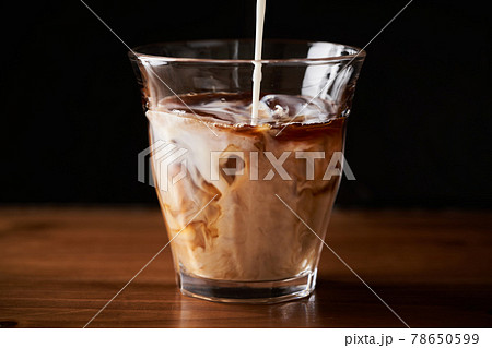 アイスカフェラテの写真素材 - PIXTA