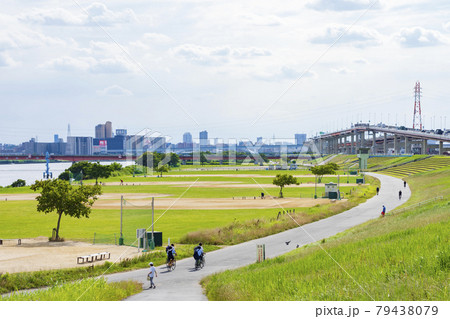 荒川土手の写真素材 - PIXTA