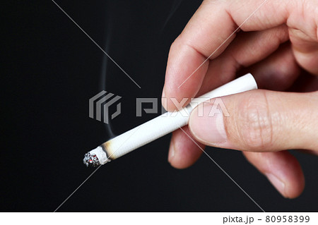 タバコ 紙巻き たばこ 葉巻の写真素材