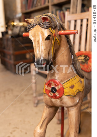 おもちゃ オモチャ 木馬 アンティークの写真素材