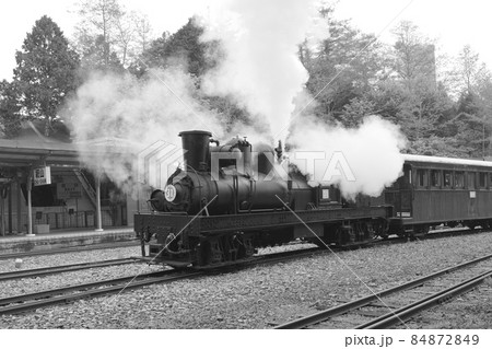 蒸気機関車 SL モノクロ 鉄道の写真素材 - PIXTA
