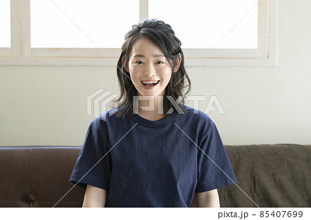 カメラ越しの写真素材