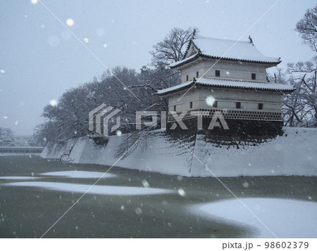 新発田城 冬 雪 冬景色の写真素材 - PIXTA