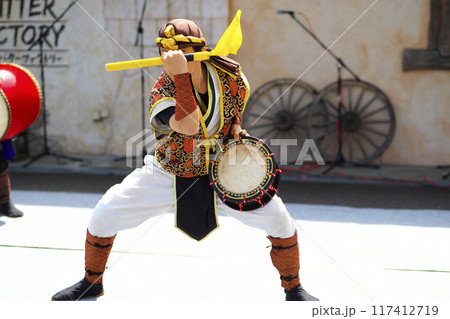 エイサー 沖縄 伝統 衣装の写真素材 - PIXTA