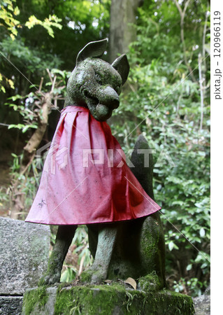 お稲荷さん キツネ 石像 神社の写真素材 - PIXTA お稲荷さん キツネ 石像 神社の写真素材 - PIXTA