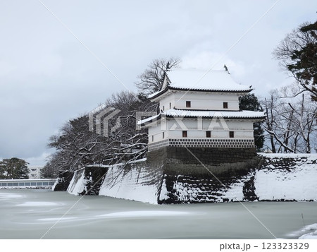 新発田城 冬 雪 冬景色の写真素材 - PIXTA