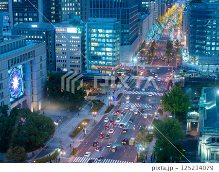 日本銀行 日銀 大阪支店 ライトアップの写真素材 - PIXTA