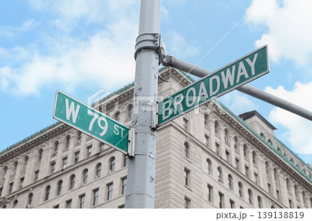 標識 ニューヨーク new york 道路標識の写真素材 - PIXTA
